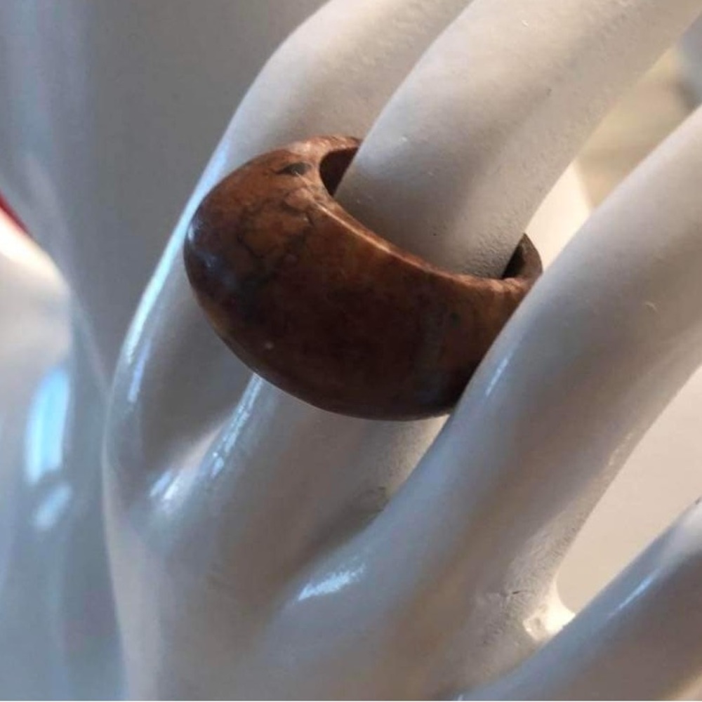 Fashion ring